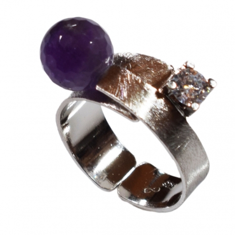 Handmade sterling silver ring Eight-RG-00710 with rhodium plating and semi-precious stones (amethyst and cubic zirconia)